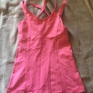 Lululemon top
